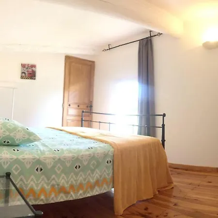 Holiday Tras Le Puy Ferienhaus *